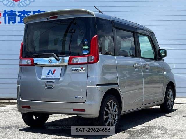 Suzuki SPACIA 2017-08 368527-17