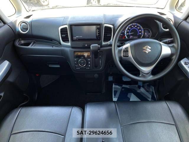 Suzuki SPACIA 2017-08 368527-1
