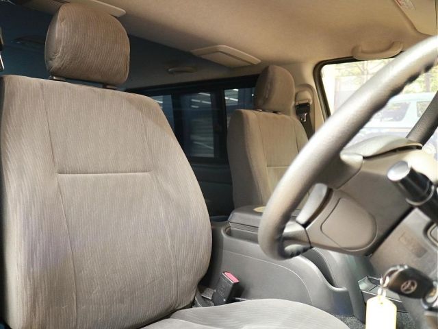 Toyota REGIUSACE VAN 2013-12 8285-14