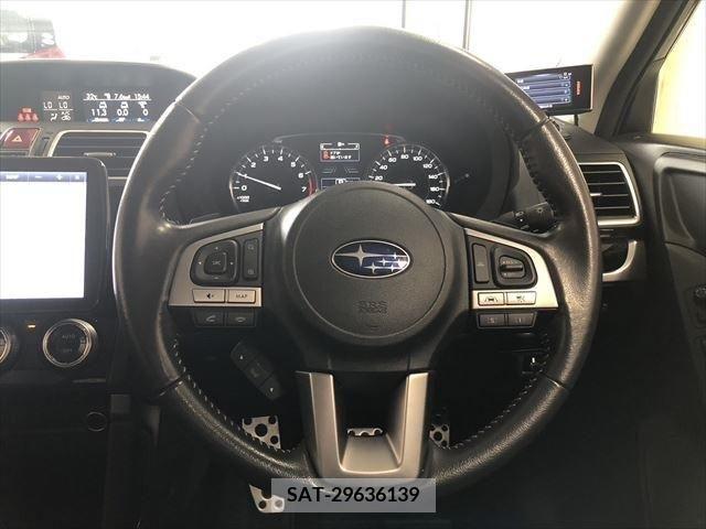 Subaru FORESTER 2016-11 345983-11
