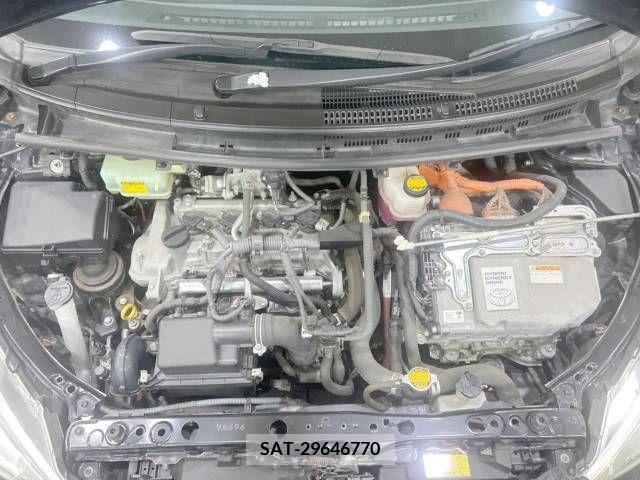 Toyota AQUA 2012-11 356265-18