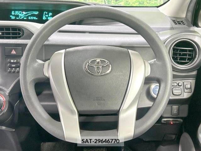 Toyota AQUA 2012-11 356265-11