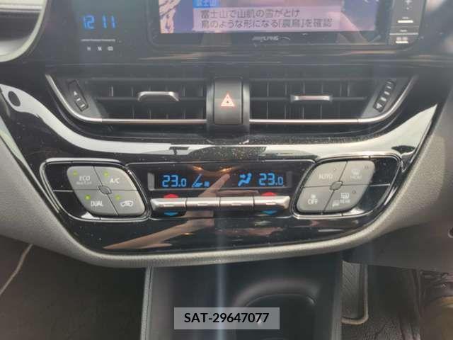 Toyota C-HR 2018-02 264056-9