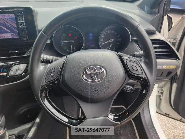 Toyota C-HR 2018-02 264056-12
