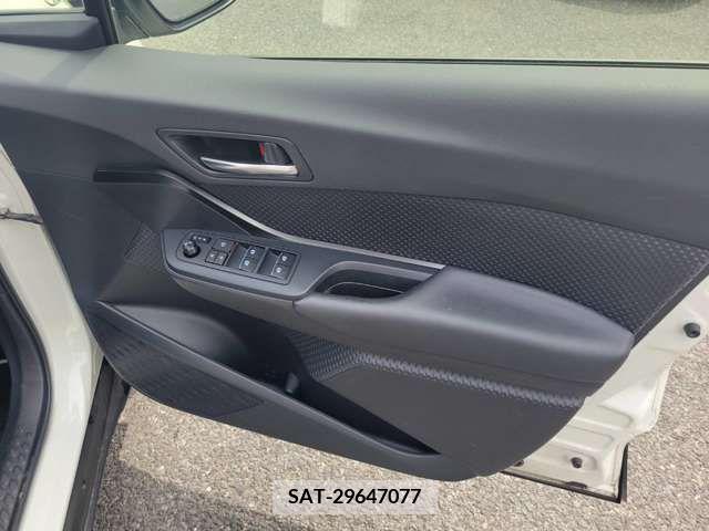 Toyota C-HR 2018-02 264056-17