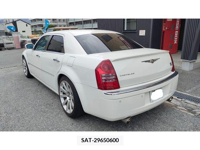 Chrysler 300C 2005-09 264619-1