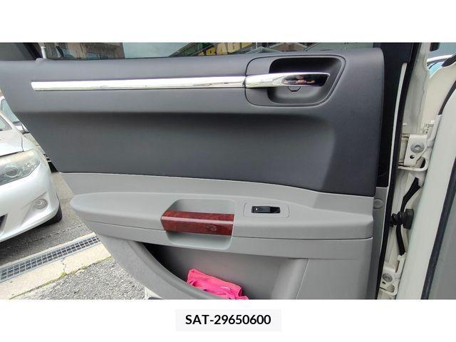 Chrysler 300C 2005-09 264619-18