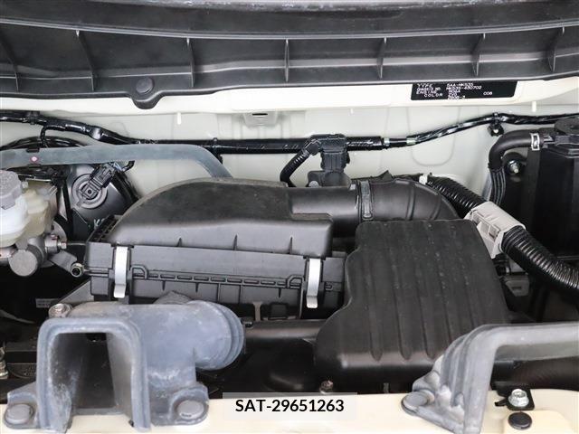 Suzuki SPACIA 2022-09 285511-16