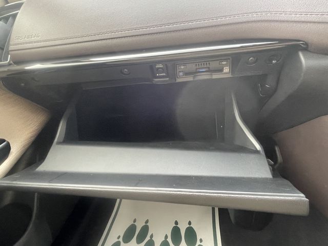 Toyota CROWN SEDAN 2018-10 13508-17