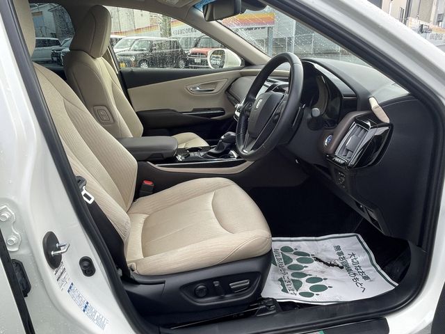 Toyota CROWN SEDAN 2018-10 13508-4