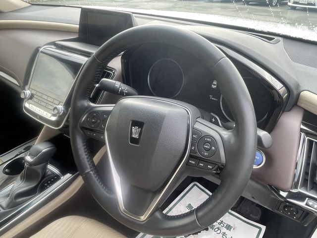 Toyota CROWN SEDAN 2018-10 13508-8