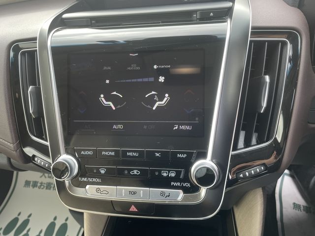 Toyota CROWN SEDAN 2018-10 13508-13