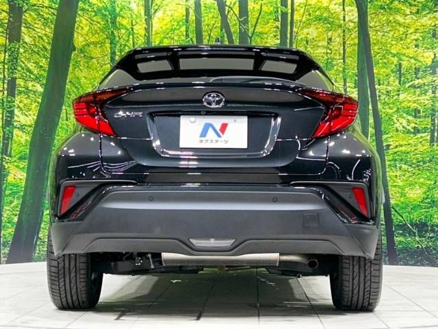 Toyota C-HR 2023-06 18060-15