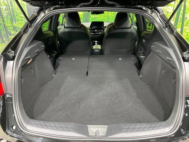 Toyota C-HR 2023-06 18060-10