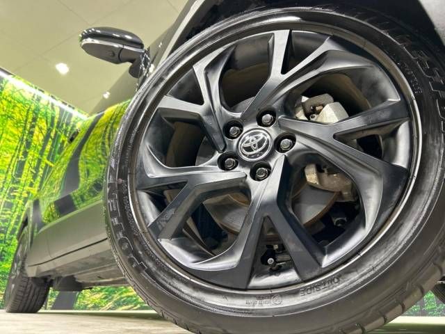 Toyota C-HR 2023-06 18060-13
