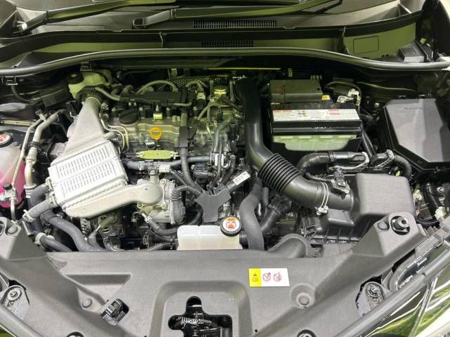 Toyota C-HR 2023-06 18060-18