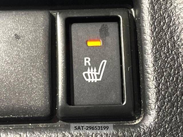 Suzuki SPACIA 2018-03 236980-6