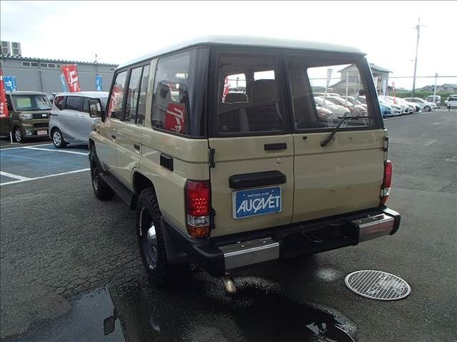 Toyota PRADO 1991-06 181652-6