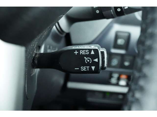 Toyota NOAH 2015-06 3284-17
