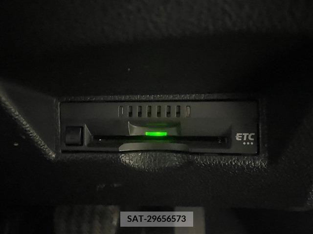 Toyota PRIUS 2021-01 202147-17
