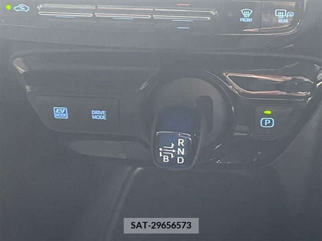 Toyota PRIUS 2021-01 202147-16