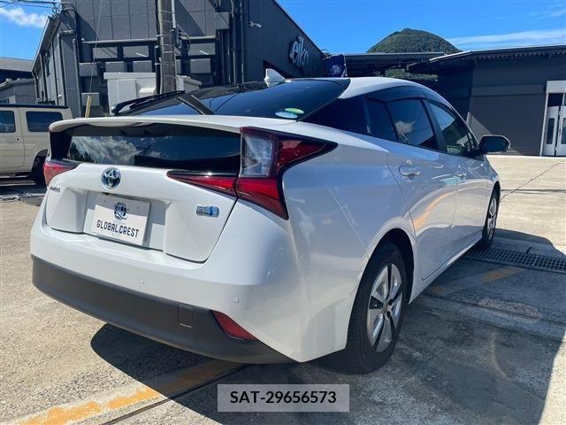Toyota PRIUS 2021-01 202147-6