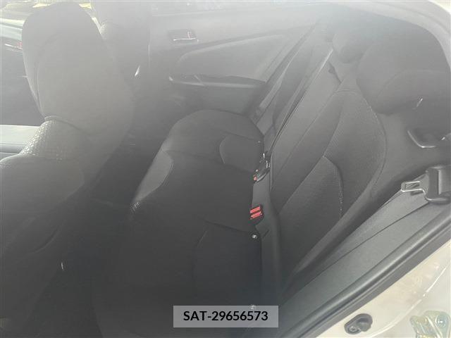 Toyota PRIUS 2021-01 202147-3