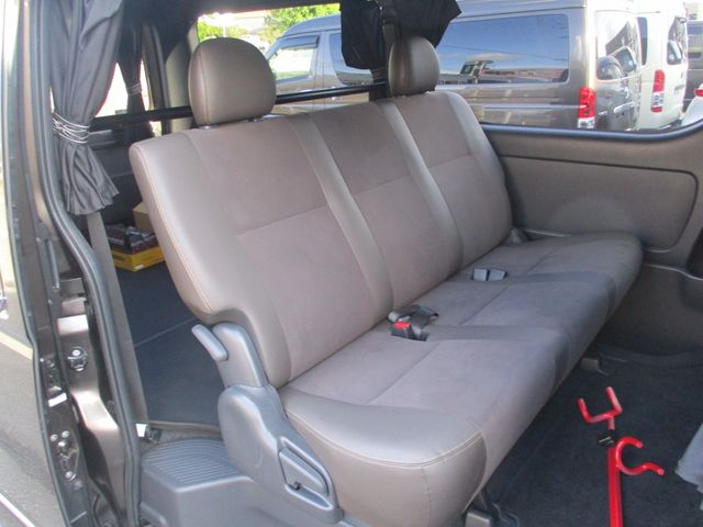 Toyota HIACE VAN 2019-01 5406-23