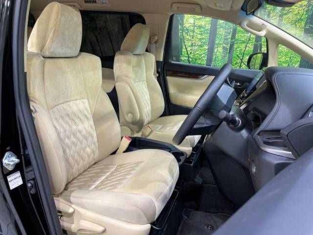 Toyota ALPHARD 2021-05 18733-7
