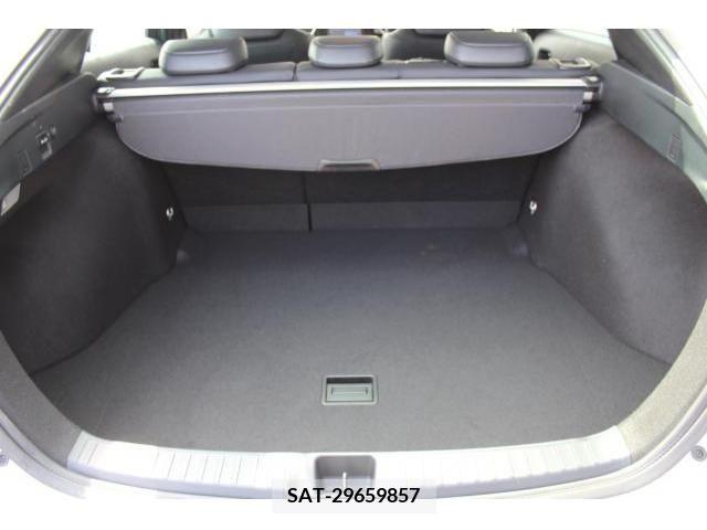 Toyota PRIUS 2020-10 322486-24