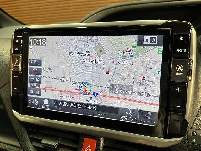 Toyota VOXY HYBRID 2017-12 180786-2