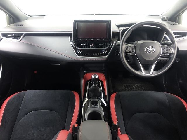 Toyota COROLLA SPORT 2018-09 13261-1