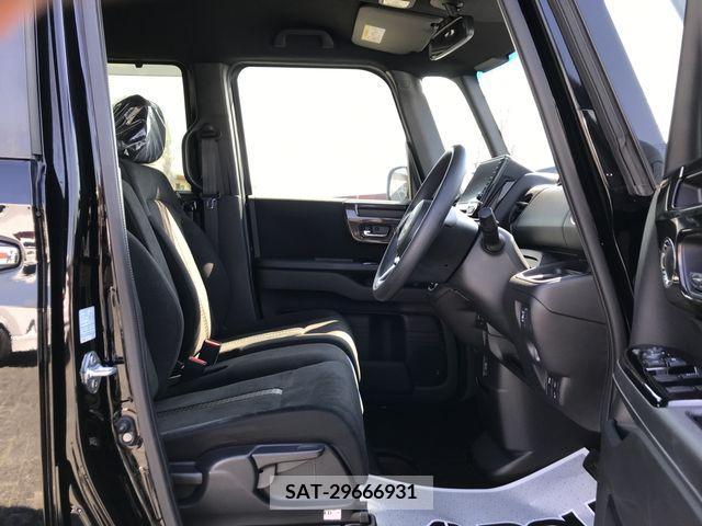 Honda N BOX CUSTOM 2017-12 217379-9