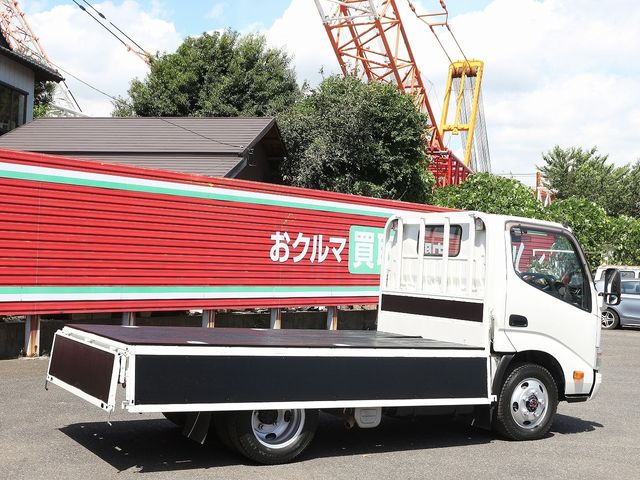 Hino DUTRO 2014-08 193345-1