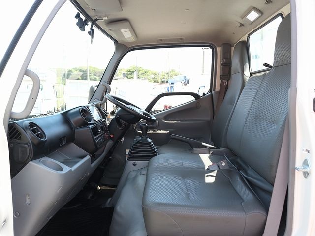 Hino DUTRO 2014-08 193345-28