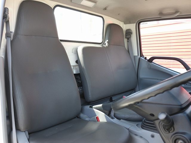Hino DUTRO 2014-08 193345-18