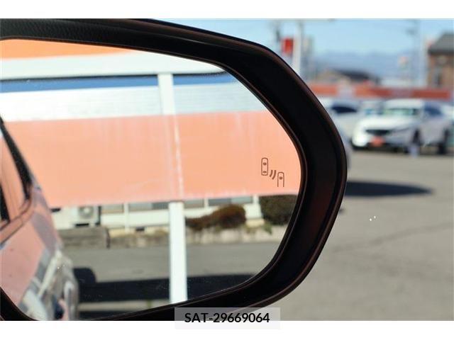 Suzuki X BEE 2022-09 207661-10