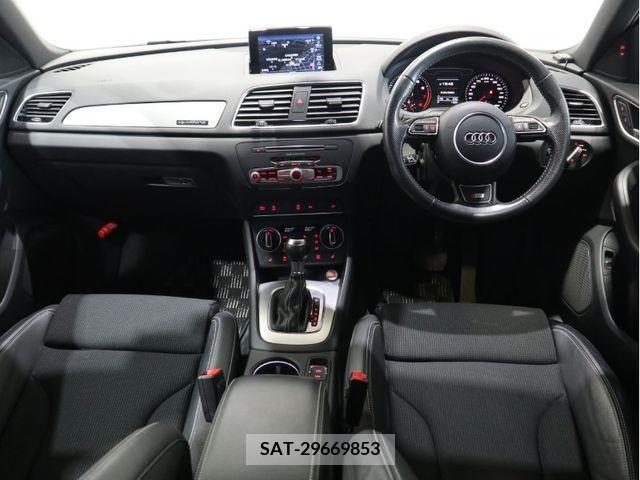 Audi Q3 2017-11 317821-9