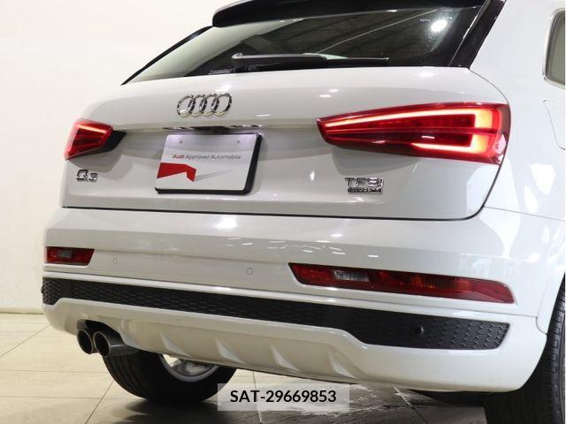 Audi Q3 2017-11 317821-6