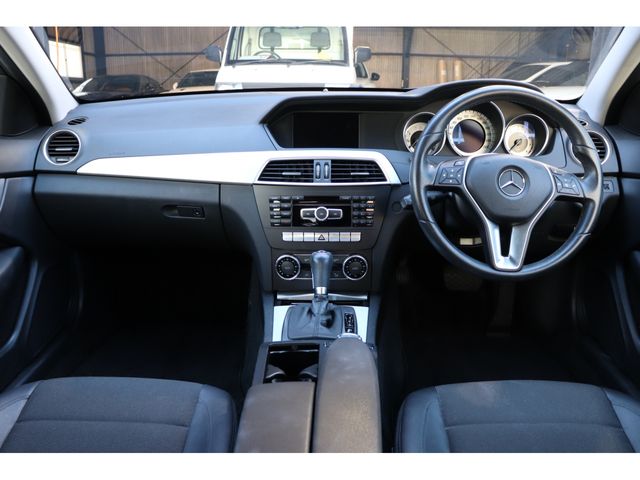 Mercedes Benz C-CLASS 2012-06 823-9