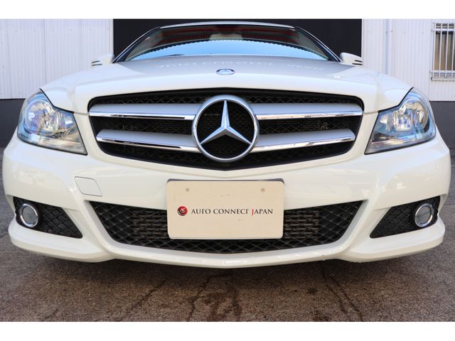 Mercedes Benz C-CLASS 2012-06 823-5