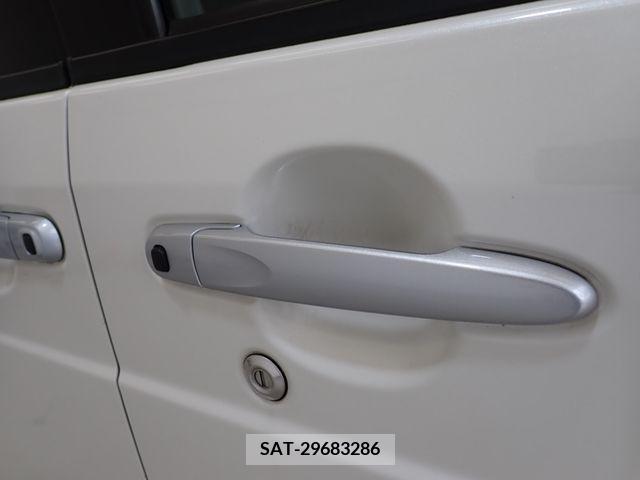 Daihatsu WAKE 2017-08 342407-9