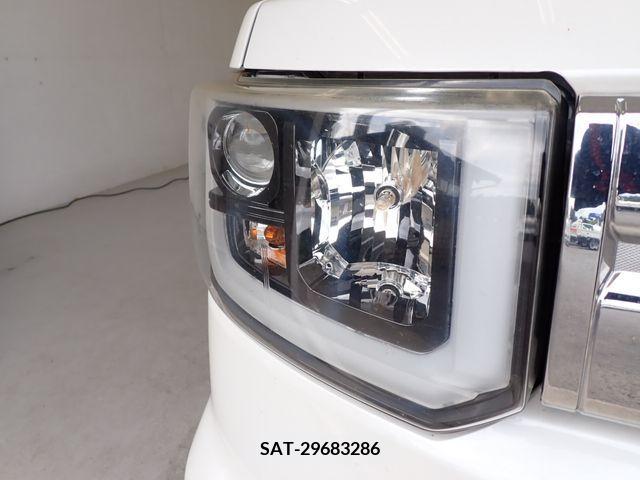 Daihatsu WAKE 2017-08 342407-8