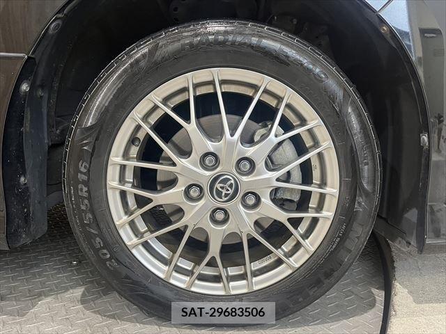 Toyota VOXY HYBRID 2017-02 381746-17