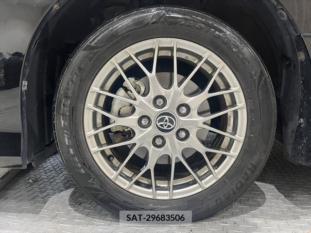 Toyota VOXY HYBRID 2017-02 381746-15