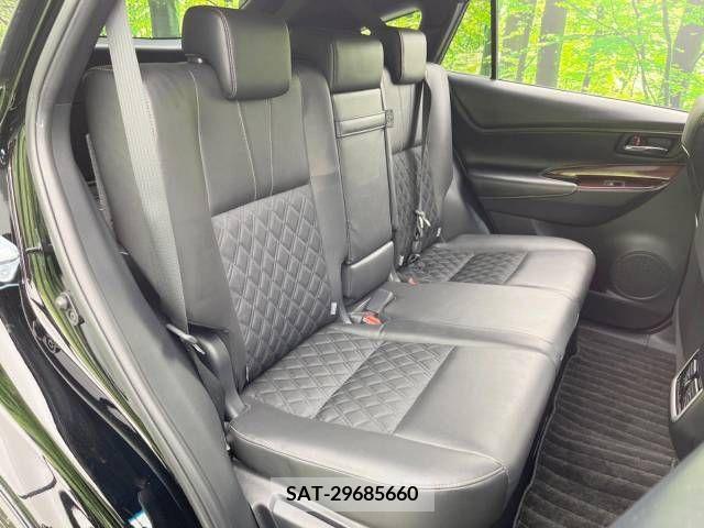 Toyota HARRIER 2016-09 224048-13