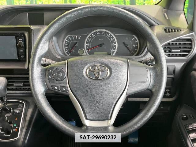 Toyota VOXY 2016-03 340668-12