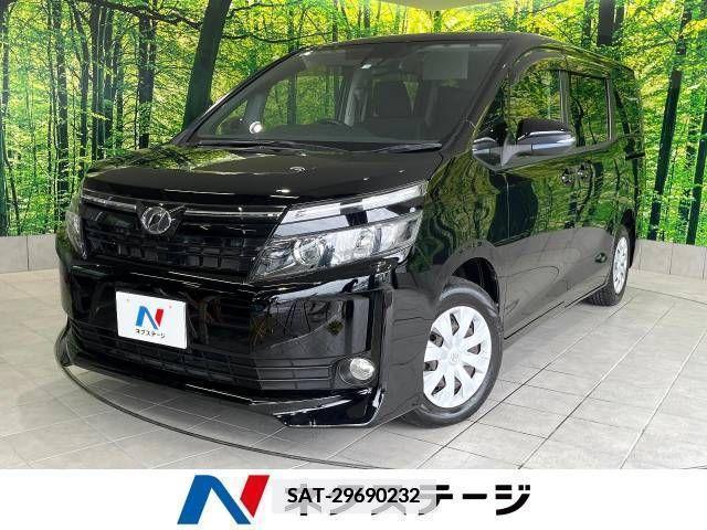 Toyota VOXY 2016-03 340668-0