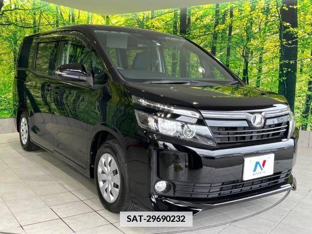Toyota VOXY 2016-03 340668-17