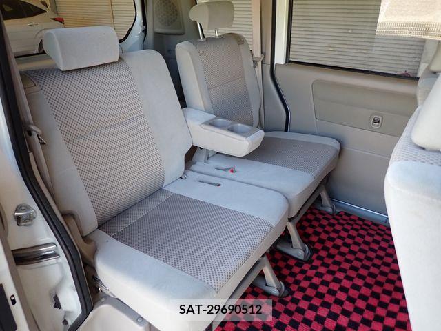 Suzuki EVERY WAGON 2011-12 268982-16
